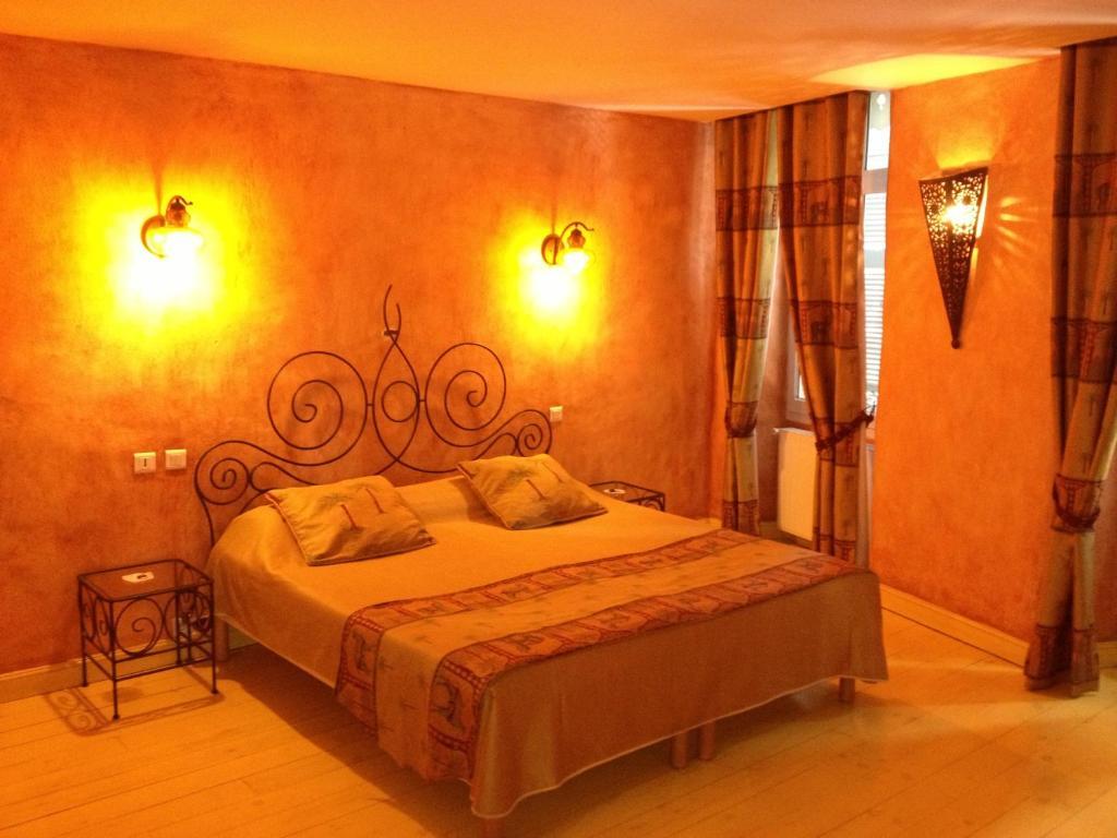 Hotel L'Astrolabe Oloron-Sainte-Marie Værelse billede